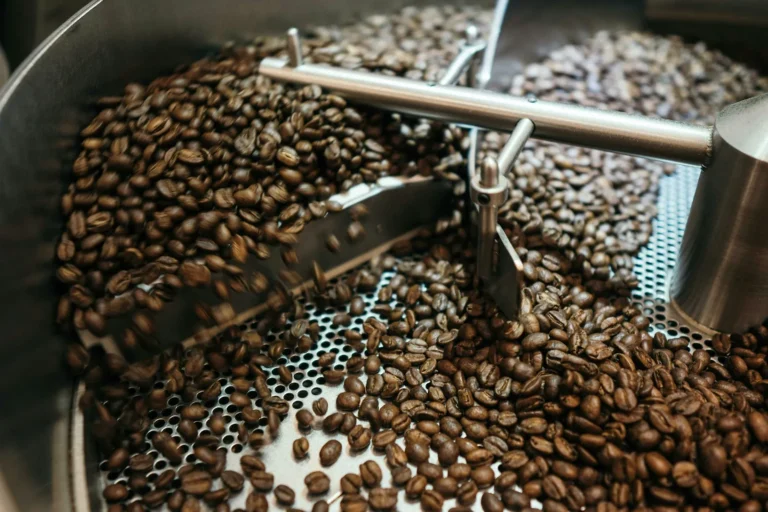 Beans turning in the cooling tray